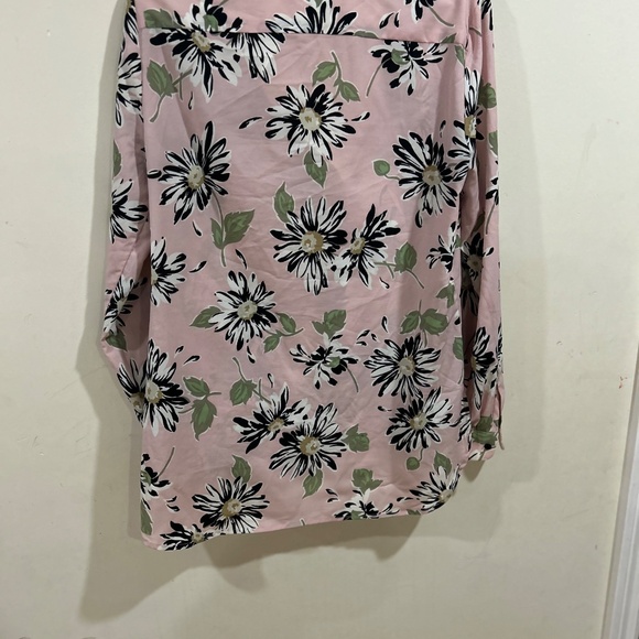 Floral shirt - Picture 2 of 2